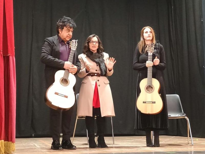 3251129GuitarRecital